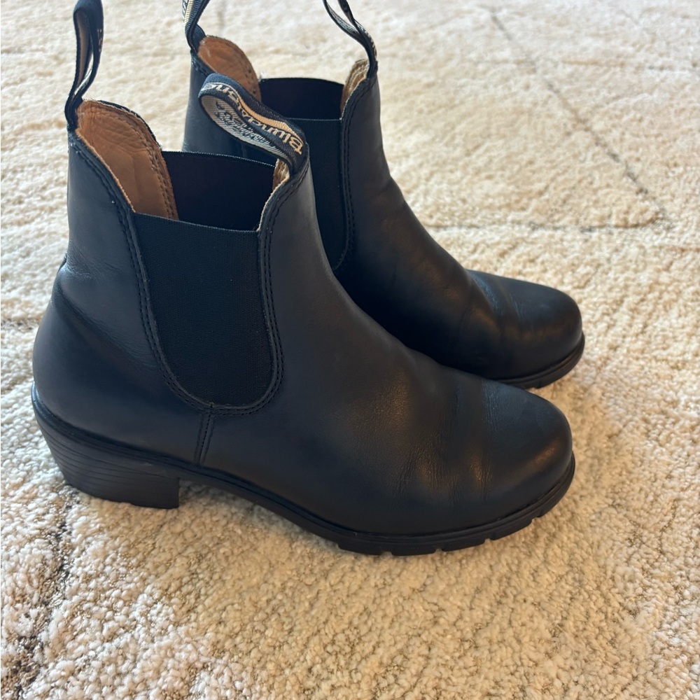 Blundstone Dark Leather Ankle Boots